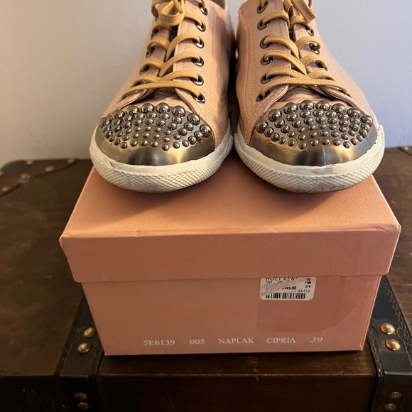 MIU MIU studded toe cap sneaker - Picture 5 of 7